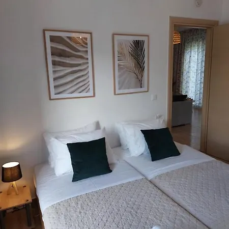 Mati- Cozy Apartment- Close To The Of Almyrida With A Shared Pool アパート ハニア