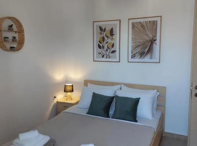 Mati- Cozy Apartment- Close To The Of Almyrida With A Shared Pool