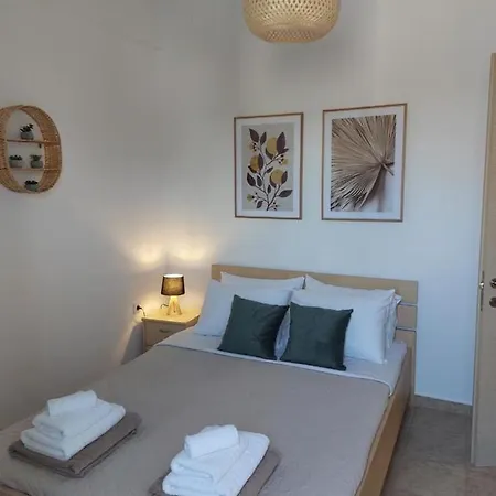 Mati- Cozy Apartment- Close To The Of Almyrida With A Shared Pool